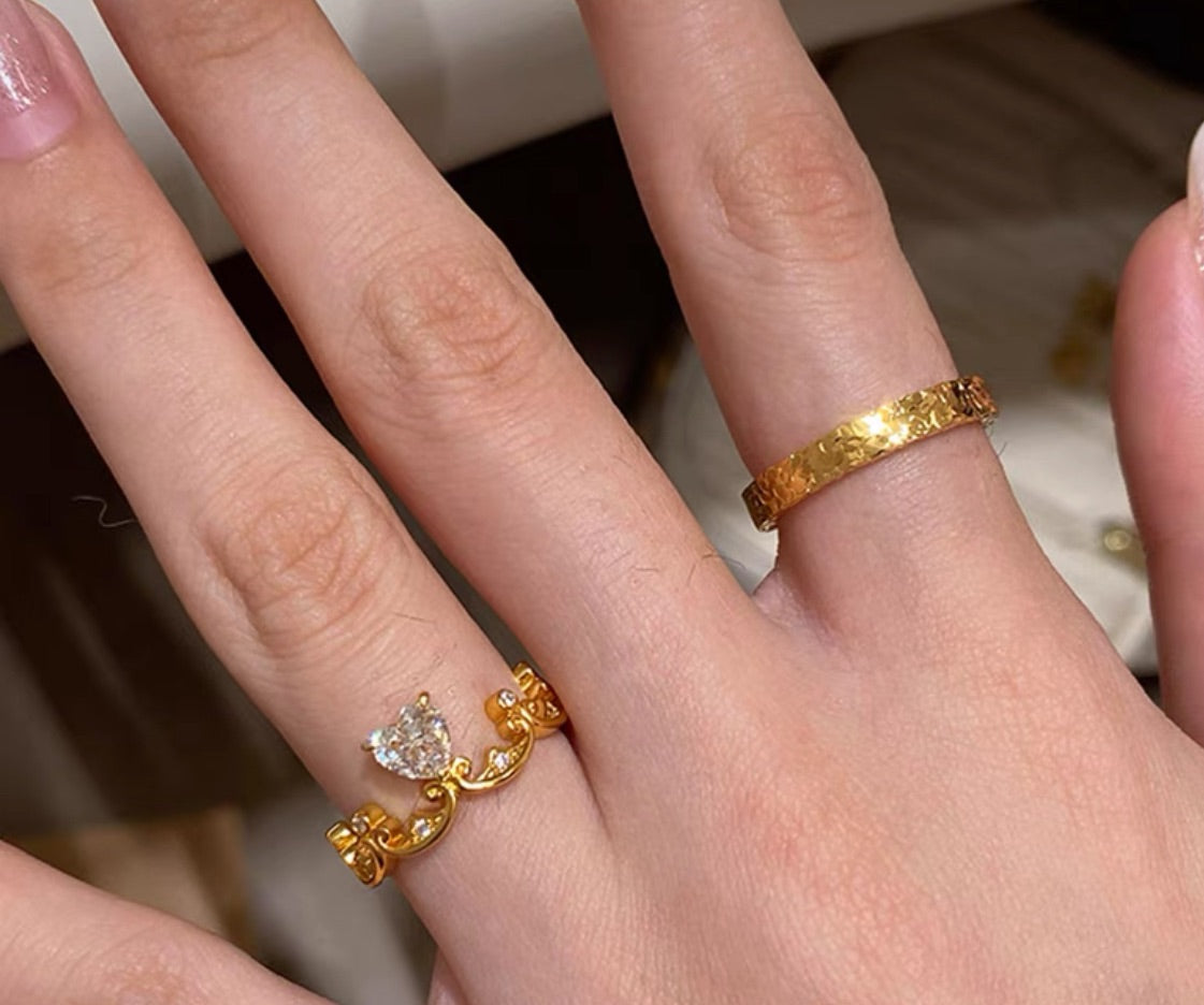 Anillo doble apilable con corona de circonitas y corazón de amor de cobre de 18 quilates resistente a la decoloración