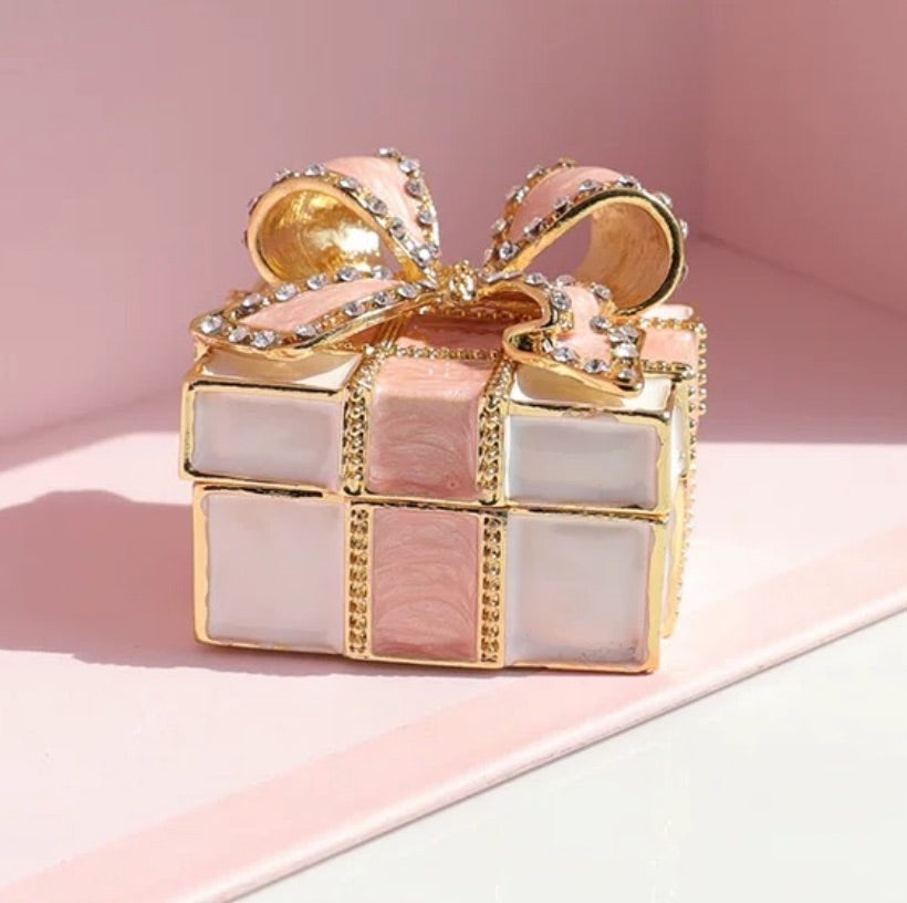 Caja de joyería magnética de diamantes esmaltados de la serie Treasure Box de Su Alteza Real