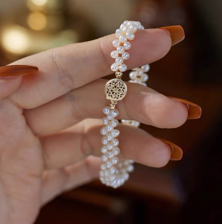 Serie de trenzado de perlas de agua dulce clásicas francesas Princesa María