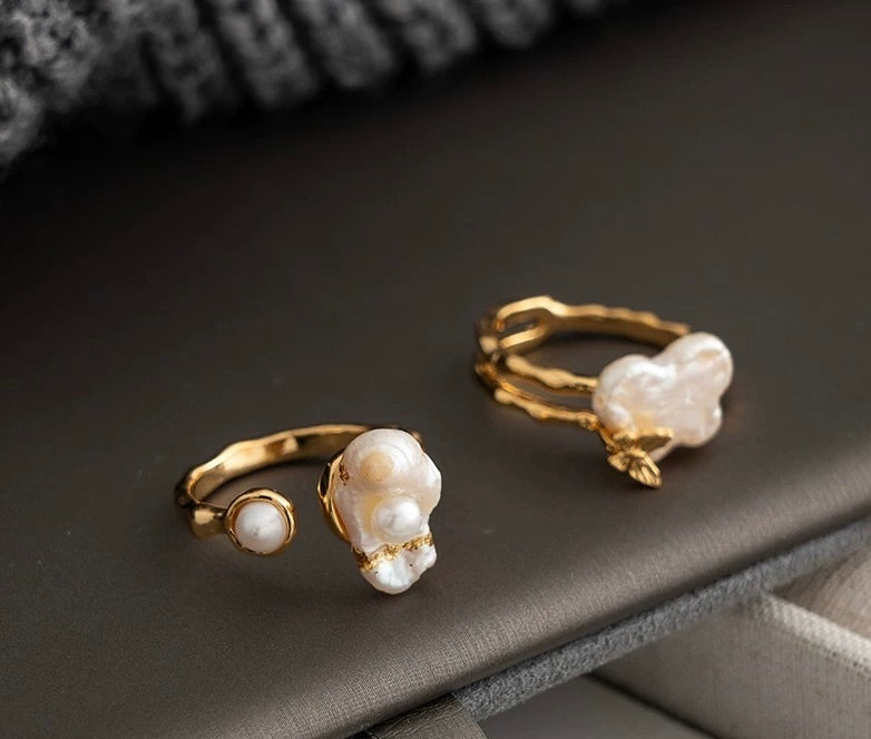 Anillo de agua dulce natural de la serie Poesía Barroca (ajustable)