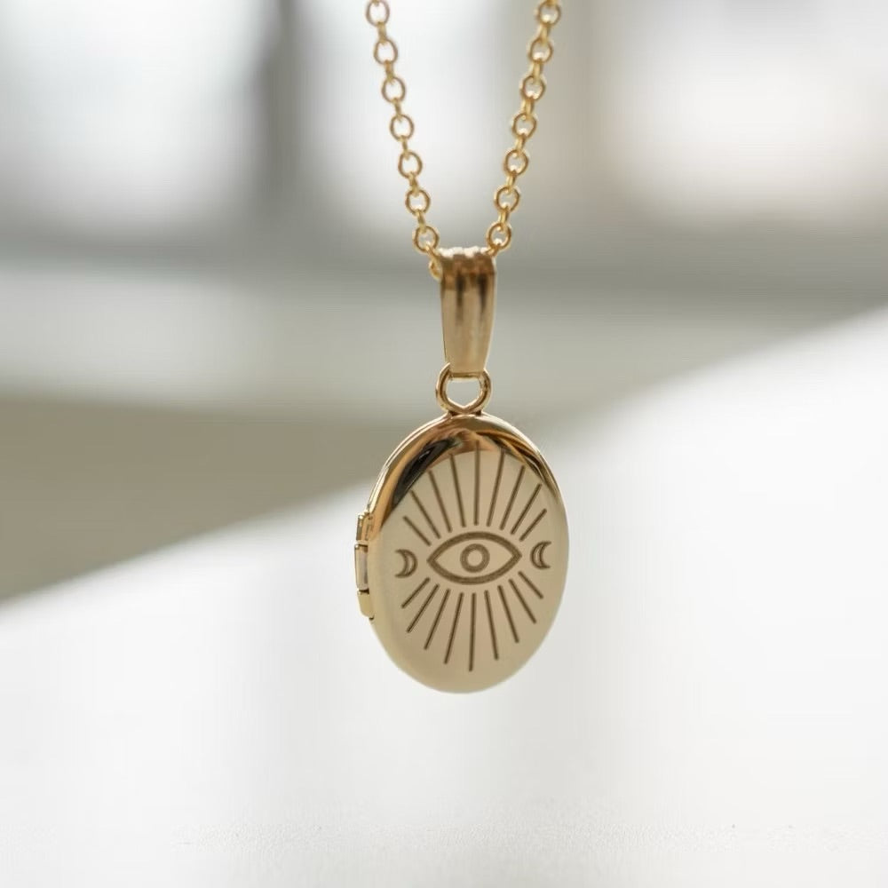 Collar con amuleto de ojo del diablo con fotocaja que protege la memoria del sol y la luna
