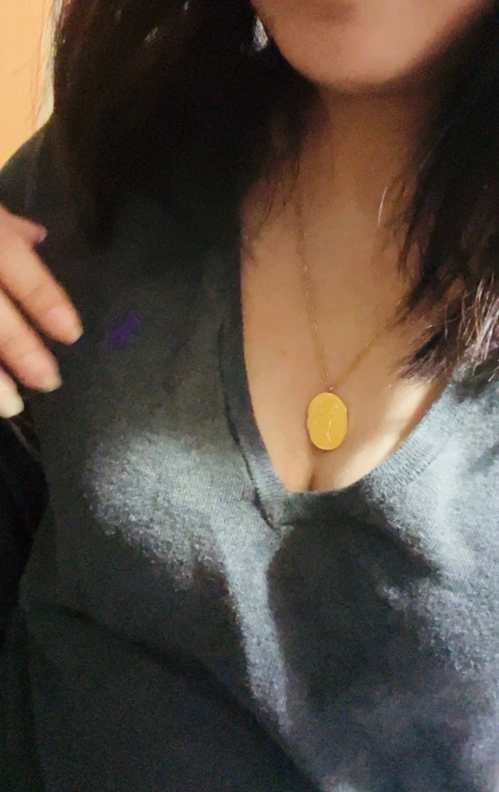 Collar de acero inoxidable resistente al agua con diseño de flor de luna para el 12.º cumpleaños