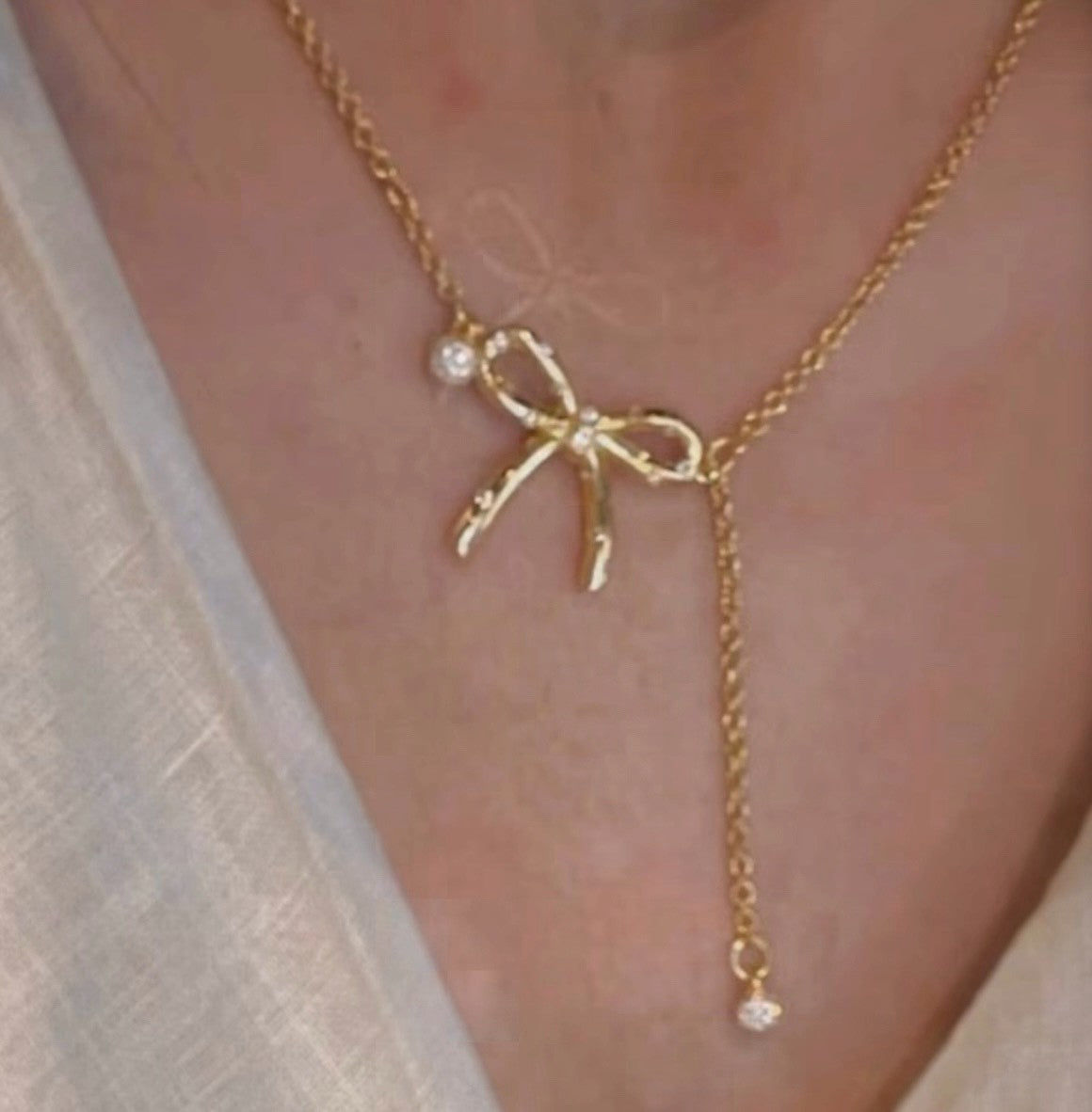 Lo último en la serie Sweetheart Barbie|Conjunto de moño Honey Bow