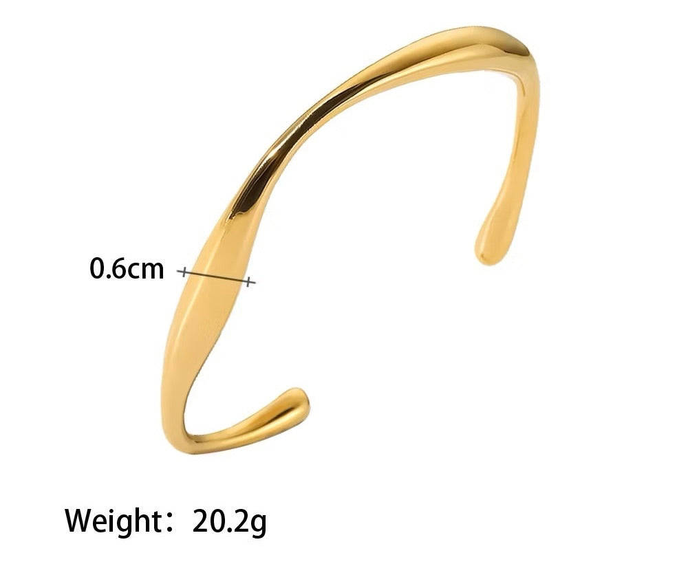 Pulsera retro francesa de acero inoxidable 316L resistente al agua y a la decoloración.