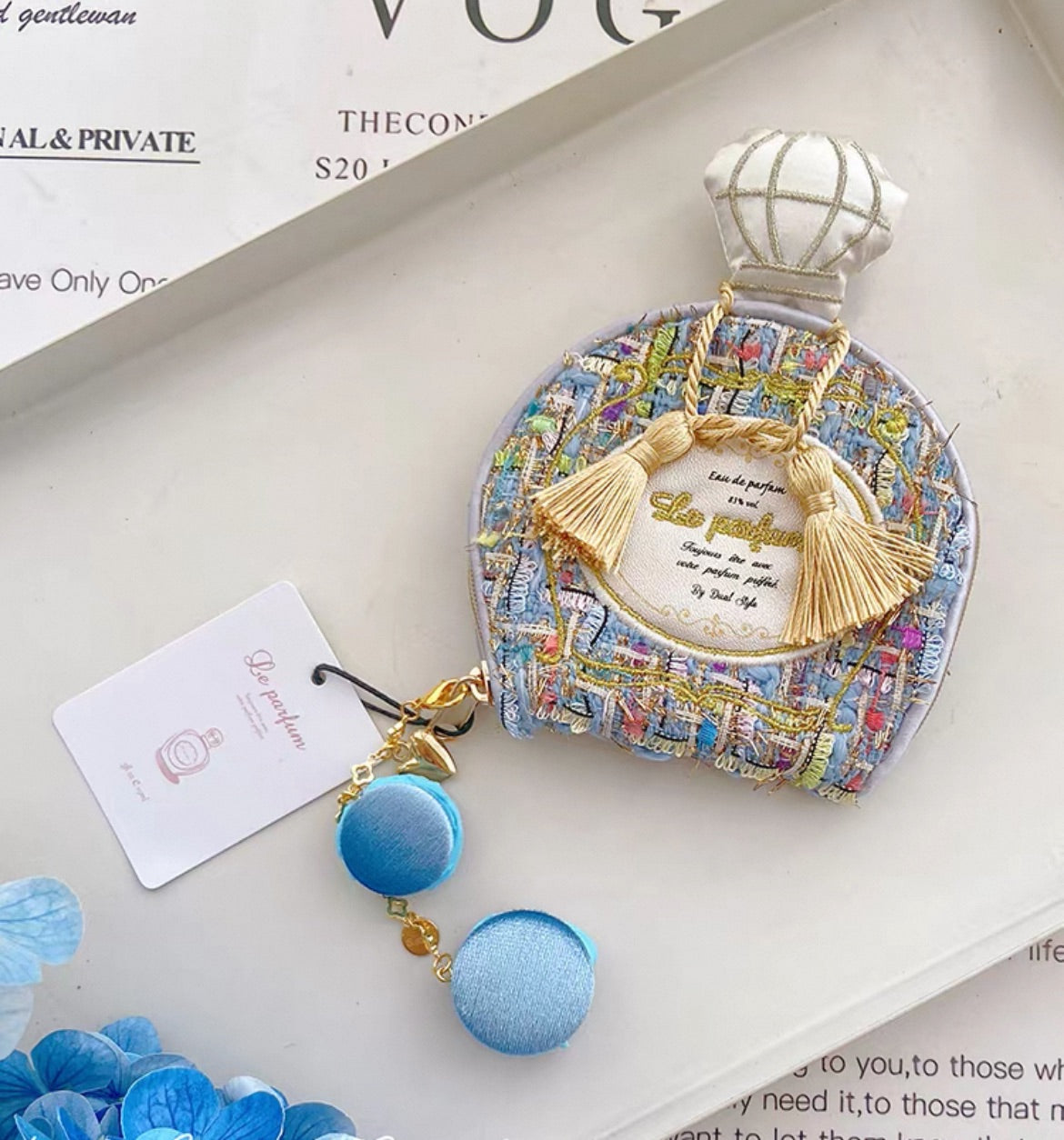 Bolsa de joyería con frasco de perfume francés Poesía de la Luz