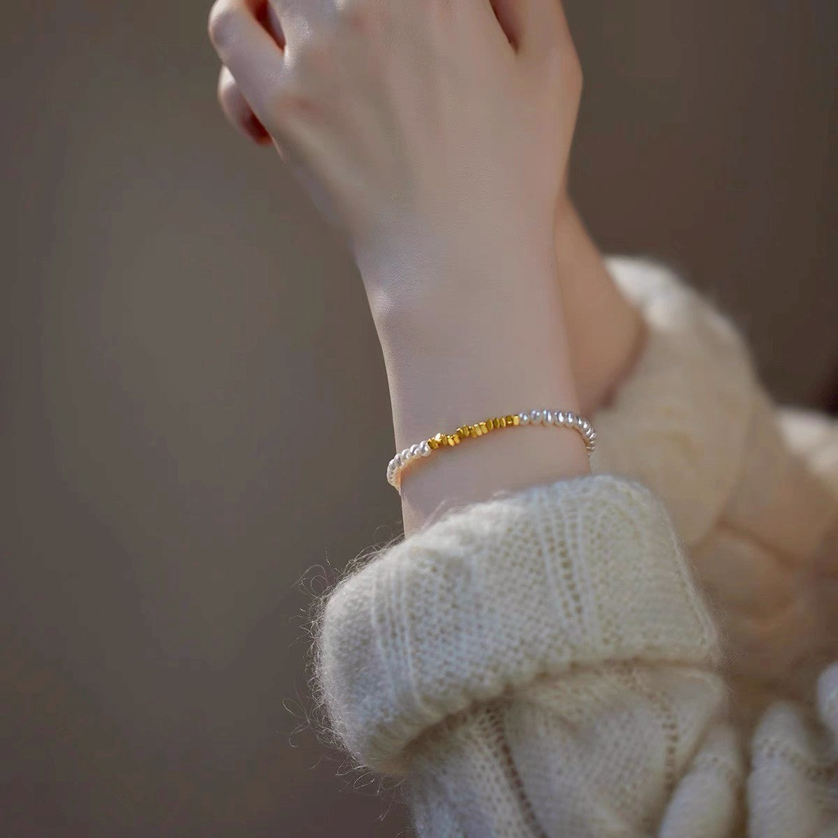 珍珠小姐|【祕密王冠.珍珠系列】晨光修女(金石簡約珍珠手鍊)