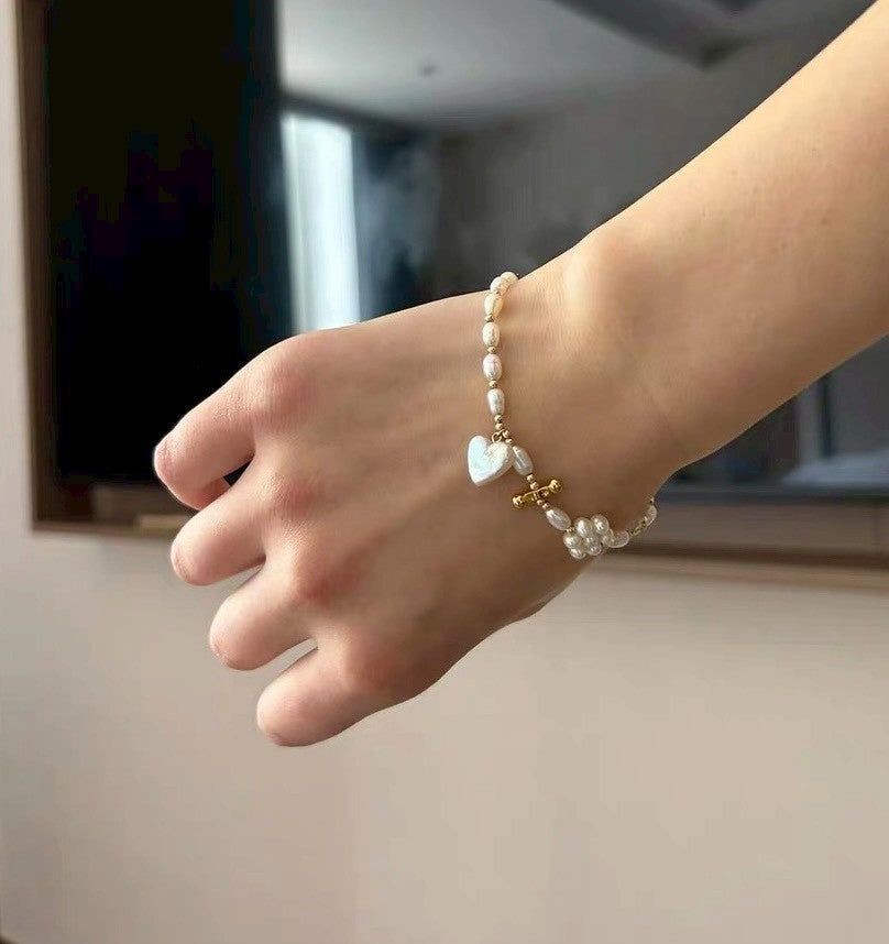 珍珠小姐|【祕密王冠.珍珠系列】瑪麗女爵的祈願(愛心珍珠花十字手鍊)