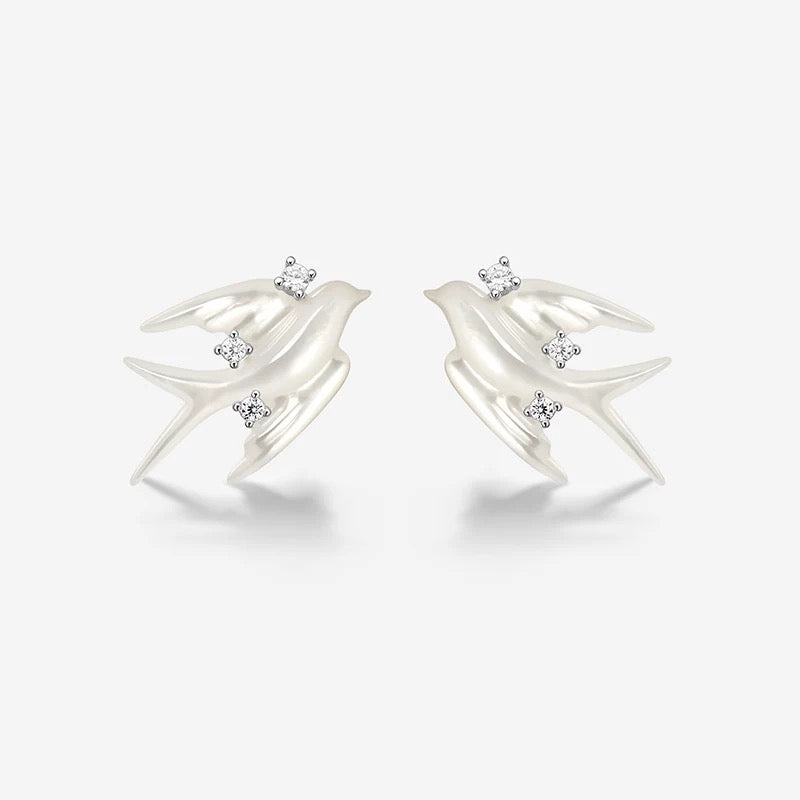 珍珠小姐系列｜〈自由飛鳥 Freedom Swallow〉