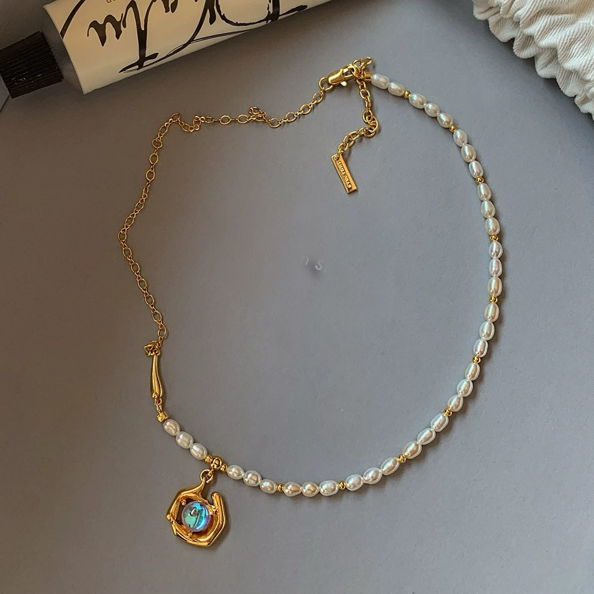 法式復古歐泊珍珠項鍊｜
光年系列｜月光祕語
Opaline Whisper 歐泊 × 淡水珍珠