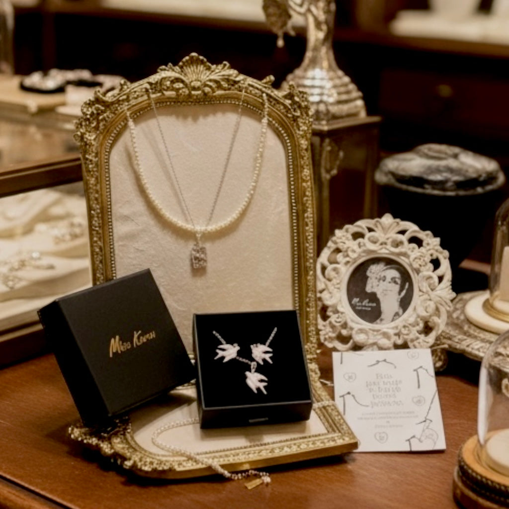 珍珠小姐系列｜〈自由飛鳥 Freedom Swallow〉