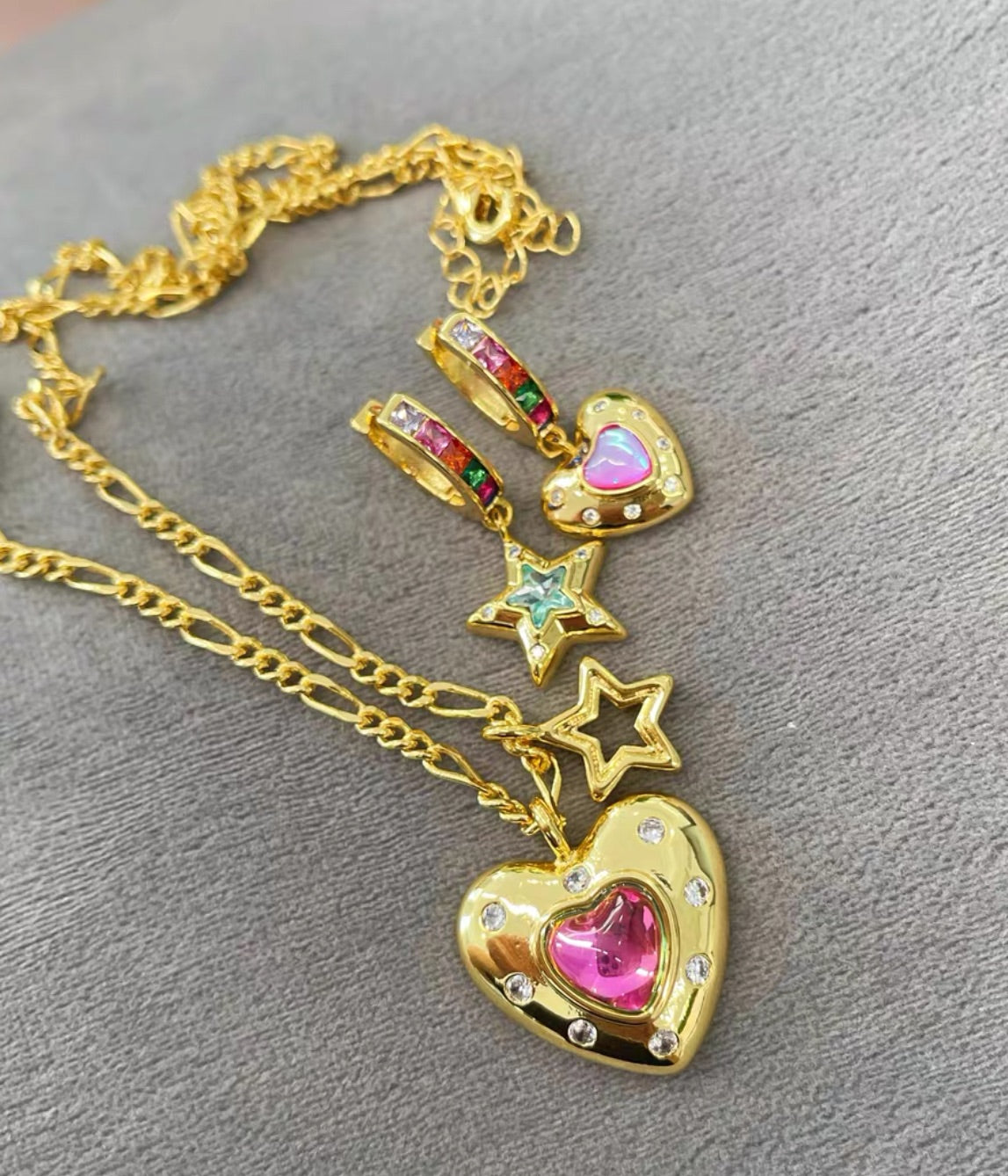 Barbie Corazón | Conjunto de la serie (Collar + Pendientes)