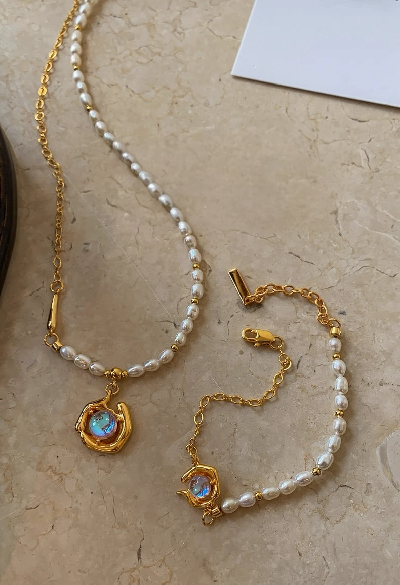 法式復古歐泊珍珠項鍊｜
光年系列｜月光祕語
Opaline Whisper 歐泊 × 淡水珍珠