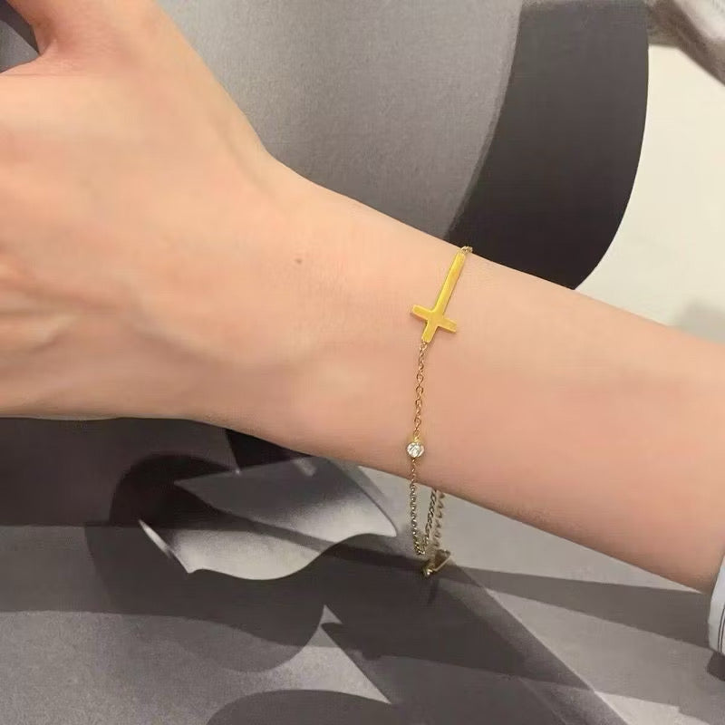 信望愛十字架 ￼鎖骨鍊 手鏈