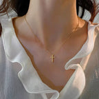 信望愛｜信仰十字架項鏈

Faith · Hope · Love Necklace