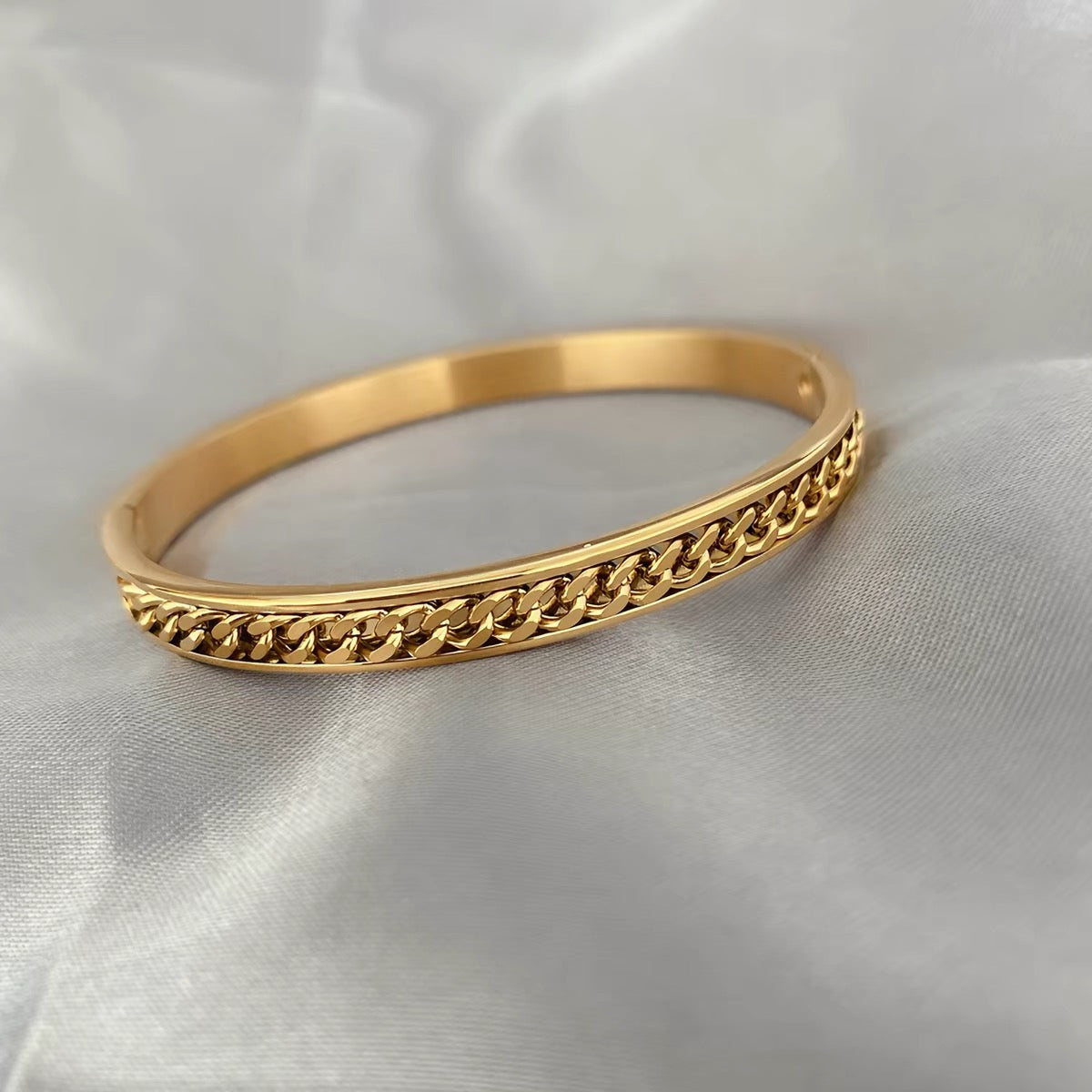 NEW IN｜復古金鍊 18K 手環
Vintage Chain Bangle