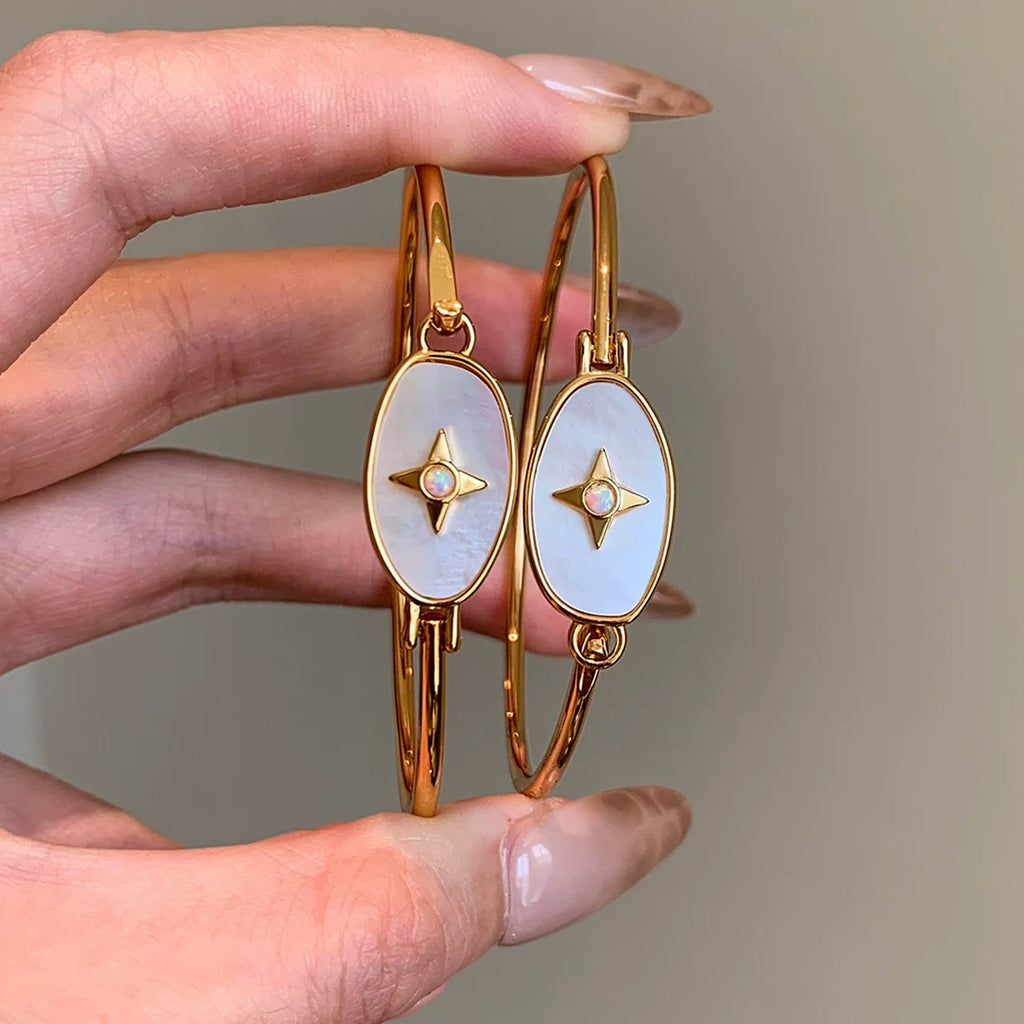 🌙 星月神話系列｜月光星芒天然白貝母手環