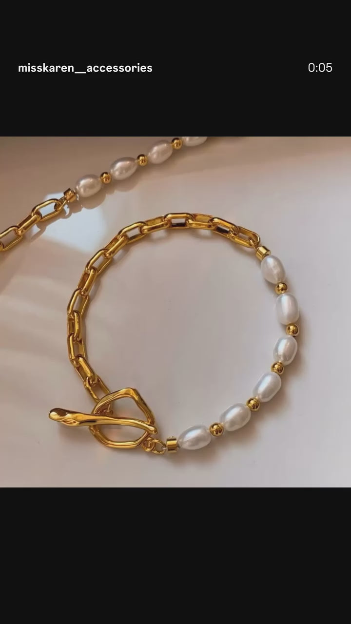珍珠小姐系列｜奧黛麗金鍊珍珠OT扣手鍊
Audrey Pearl Chain Bracelet